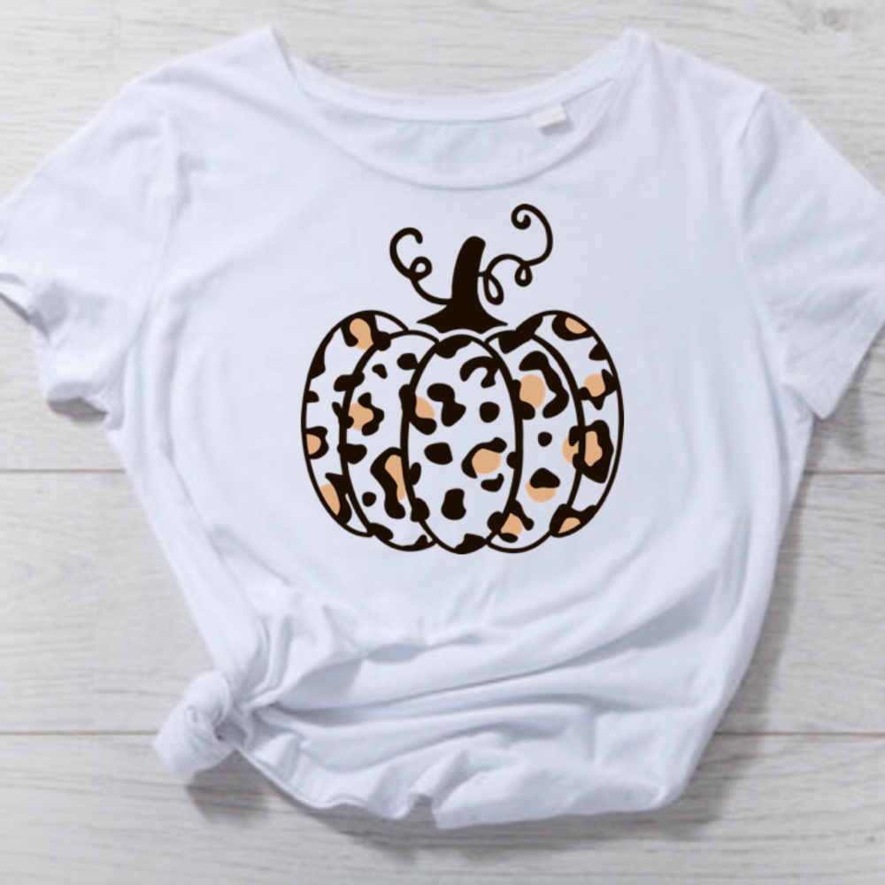 Leopard pumpkin T-shirt